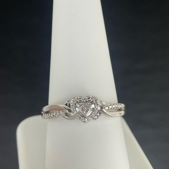 Sterling Silver Bridal Band 1/4 CTTW - Picture 7 of 15